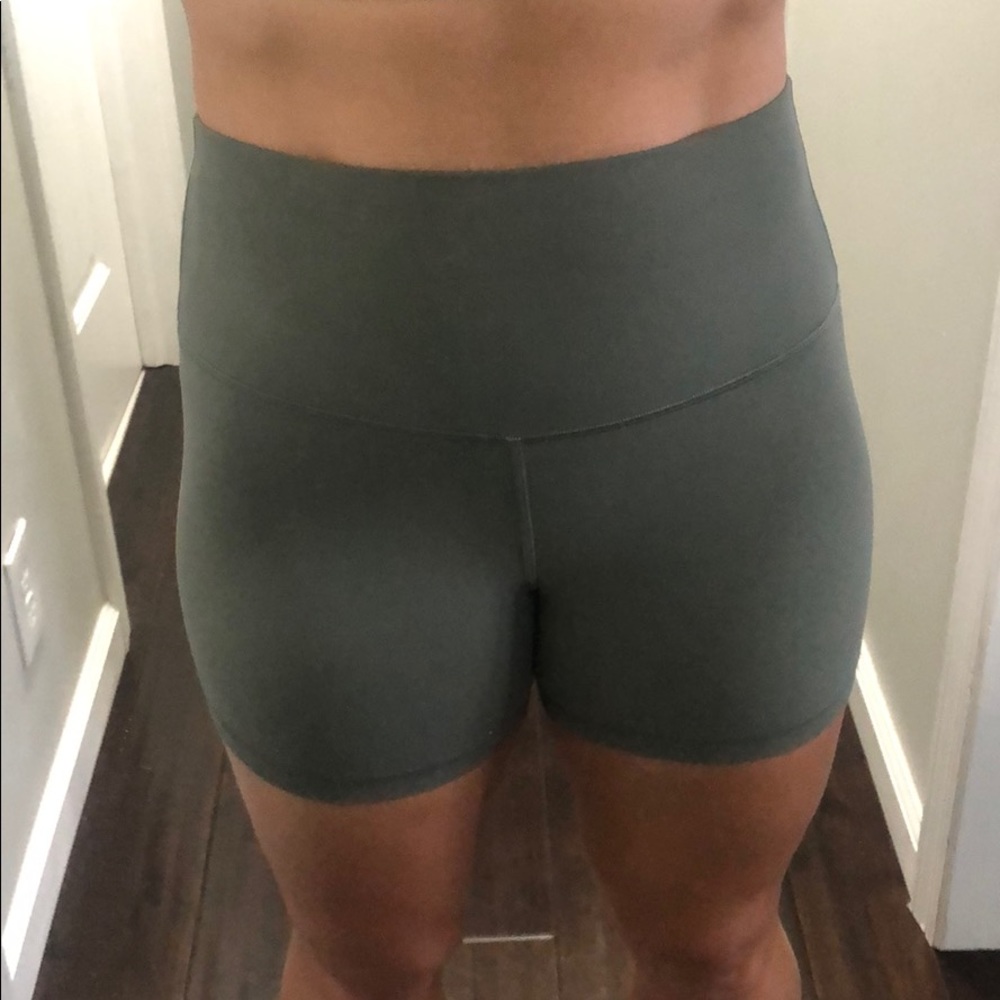 lululemon Align Short 6"